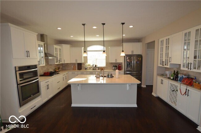 Foto del edificio - 5193 Rangewood Dr