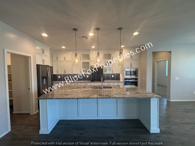 Building Photo - 11826 N Silverscape Dr