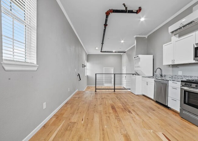 Foto del edificio - 2714 E 15th St