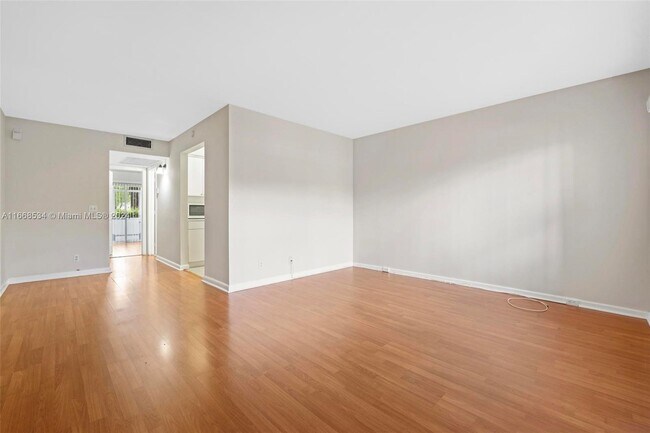 Building Photo - 800 SW 131st Ave