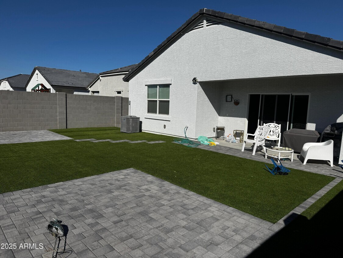 Building Photo - 2114 S 241st Ave