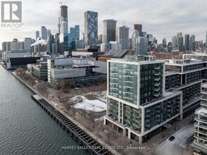 Building Photo - 55 Merchants' Wharf
