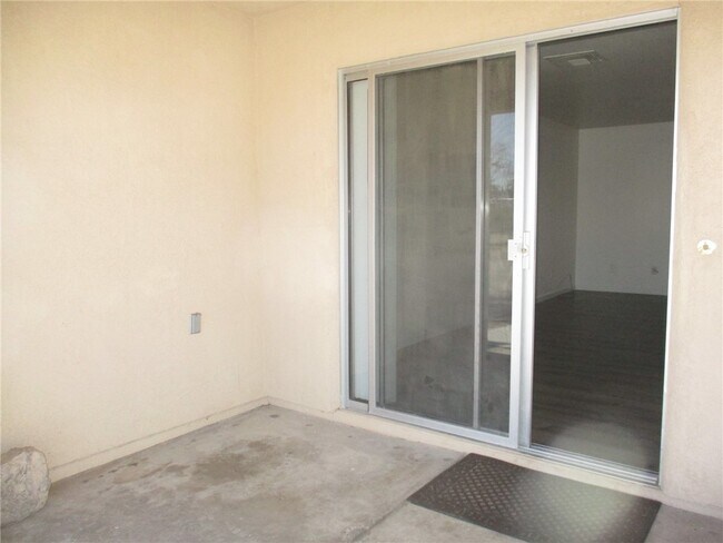 Foto del edificio - 5080 La Calzada