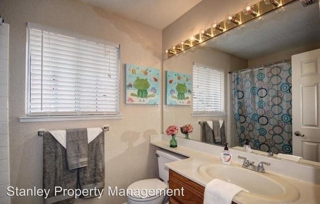 Building Photo - 3 br, 2.5 bath House - 8157 Quiet Knolls Dr