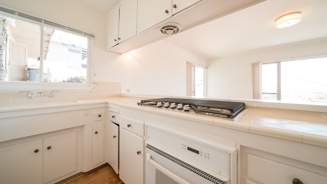 Kitchen - 3744 Bluff Pl