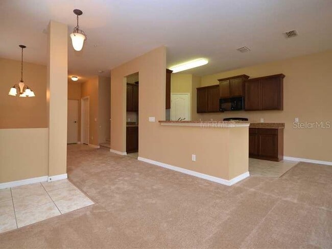 Building Photo - 2320 Betsy Ross Ln
