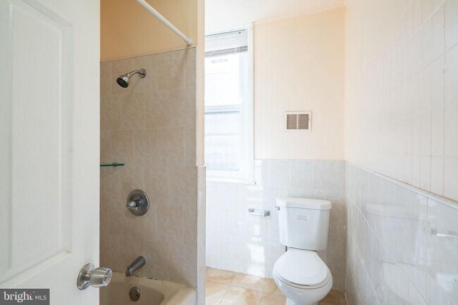 Foto del edificio - 3118 Haverford Ave