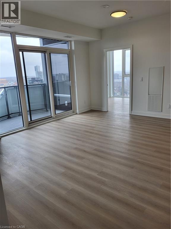 Building Photo - 25 Wellington St S