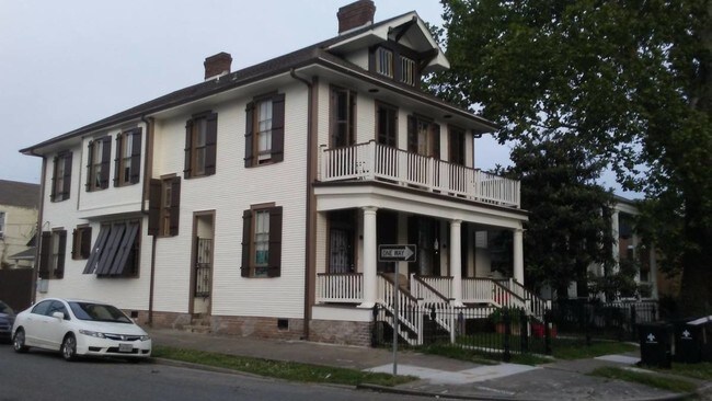 Building Photo - 1739 1st St