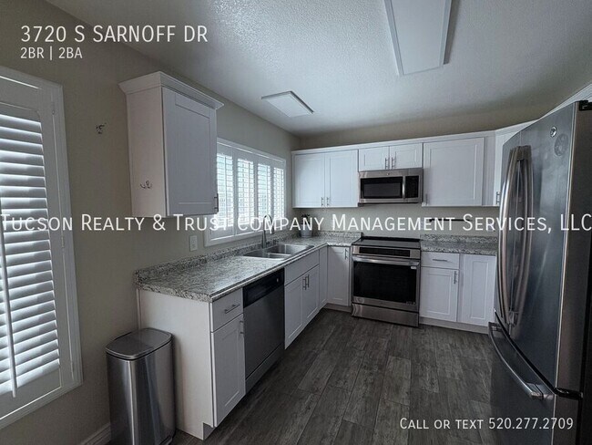 Foto del edificio - 3720 S Sarnoff Dr