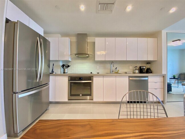 Foto del edificio - 1600 NE 1st Ave