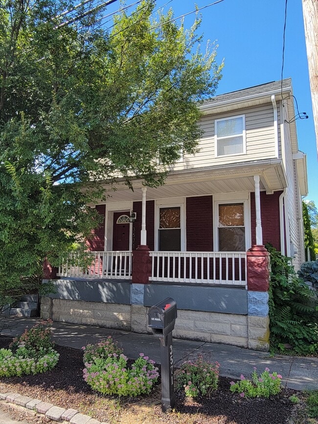Building Photo - 3571 Orrstown Rd