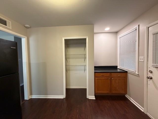 Foto del edificio - 914 E David Langan Dr