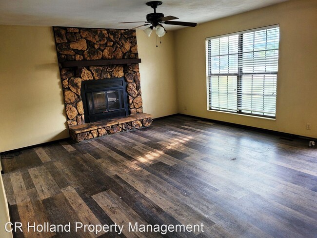Building Photo - 2 br, 2 bath House - 6 Eagle Dr