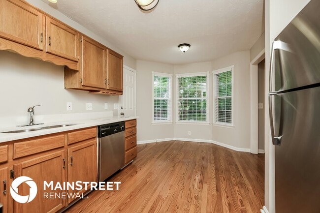 Building Photo - 2880 Call Hill Rd