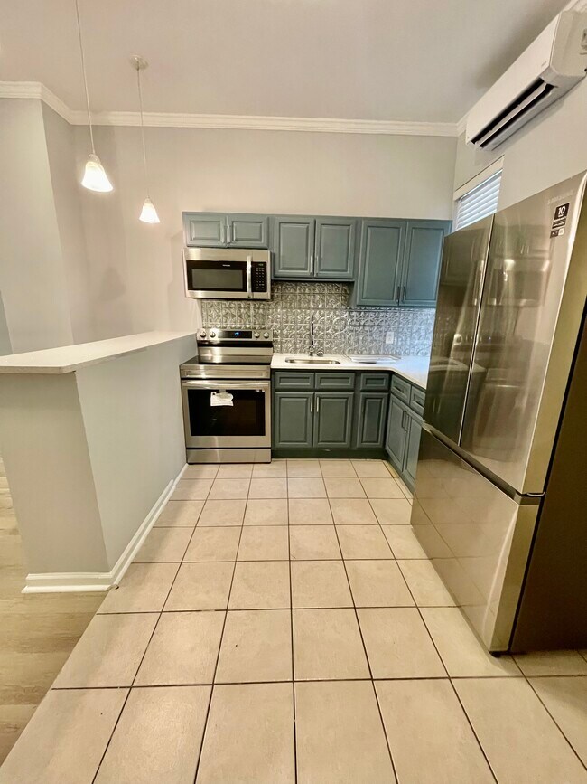 Foto del edificio - 5215 Cedar Ave