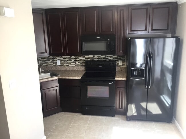 Foto del edificio - 915 Green St