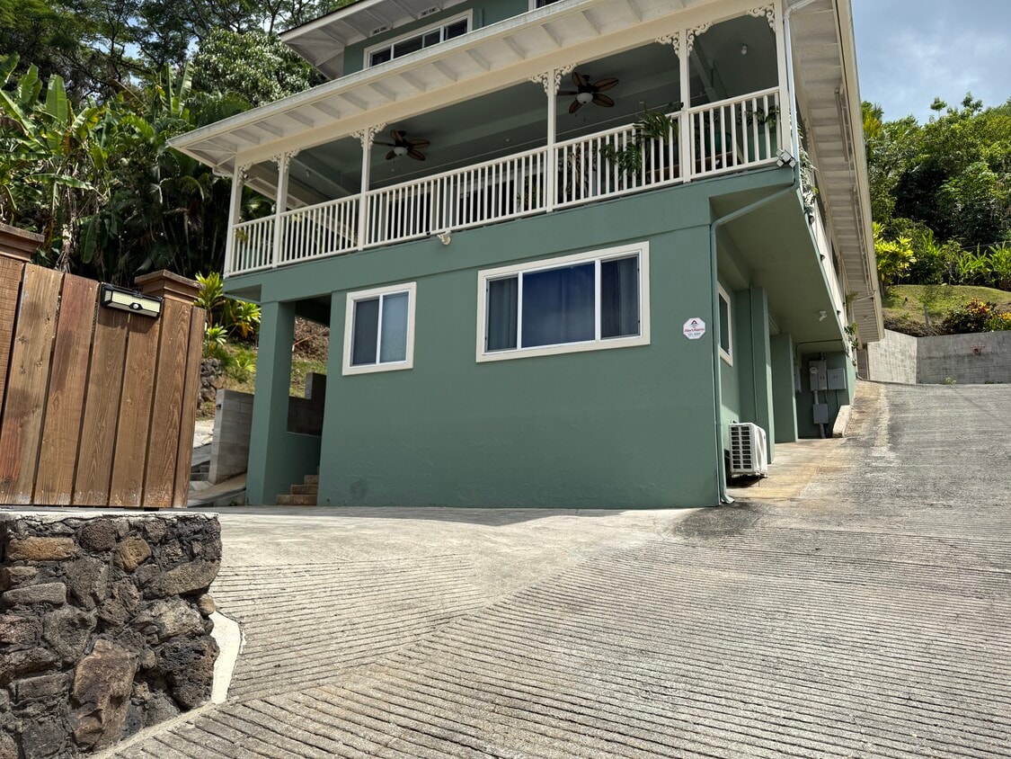 Primary Photo - 47-358 Lulani St