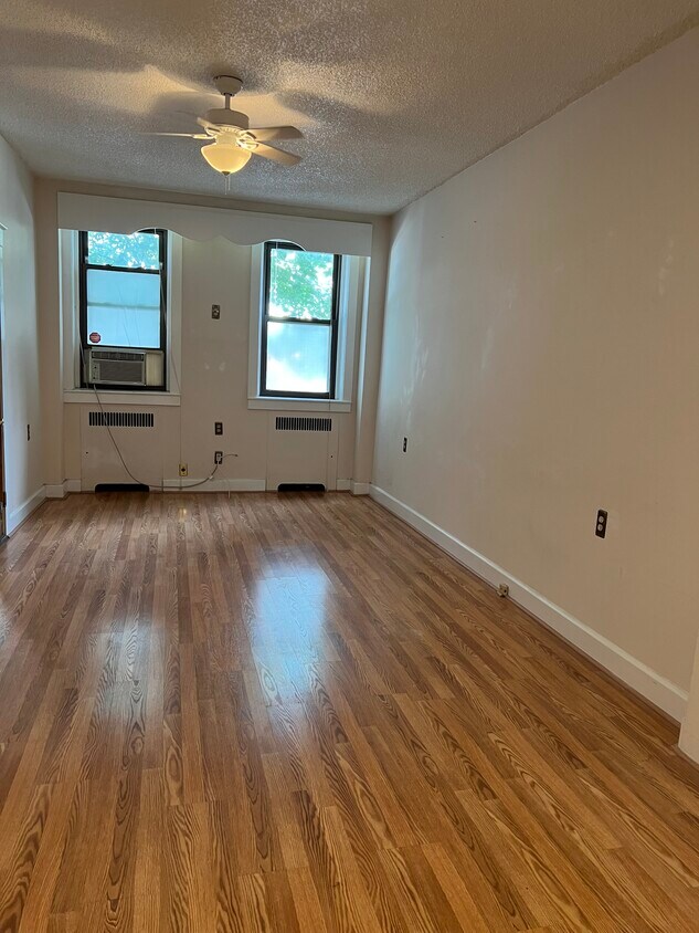 Foto principal - 745 S 11th St