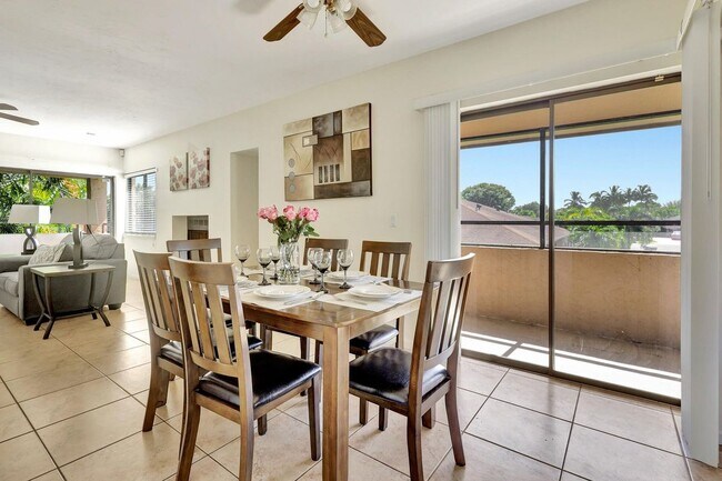 Foto del edificio - 12621 Westhampton Cir