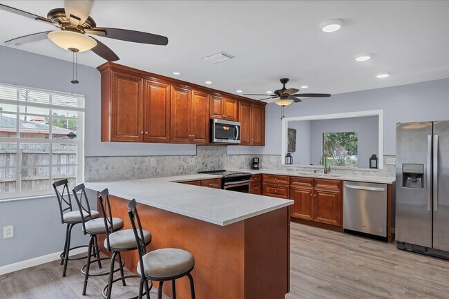 Foto del edificio - 3605 Egerton Cir