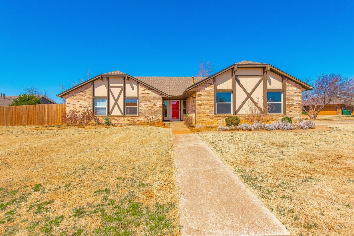 Foto principal - 1321 Kelly Park Rd