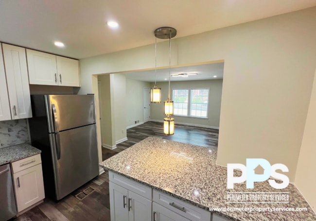 Photo - 1784 Temple Ave House