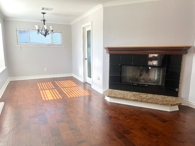 Photo - 15535 Saranac Dr House