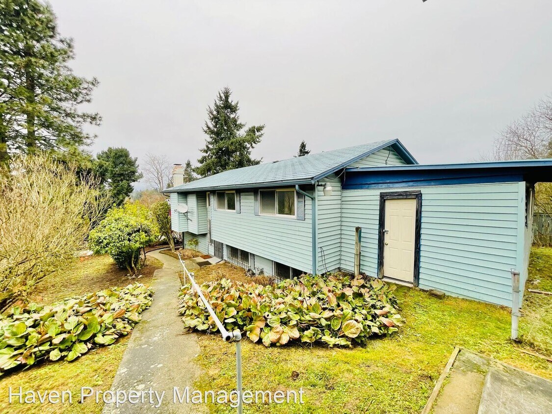 Primary Photo - 4 br, 2 bath House - 8836 22nd Ave SW