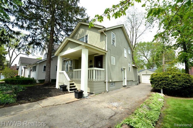 Foto del edificio - 251 E Lincoln St