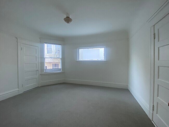Foto del edificio - 480 11th Ave