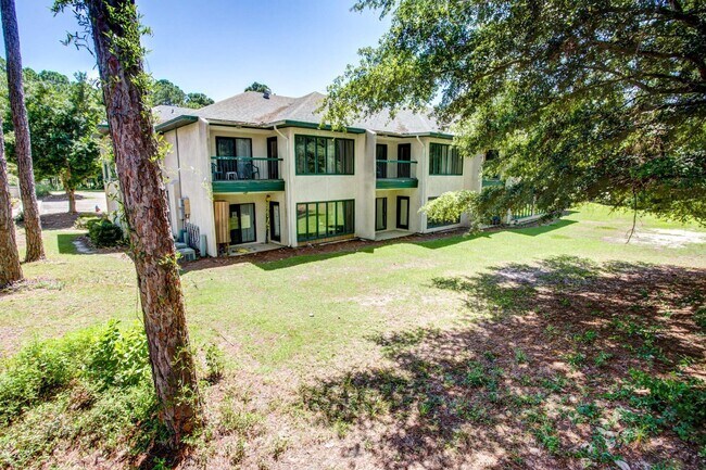 Foto del edificio - 1940 Bluewater Blvd