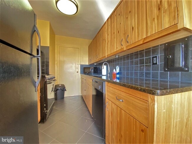 Foto del edificio - 922 24th St NW