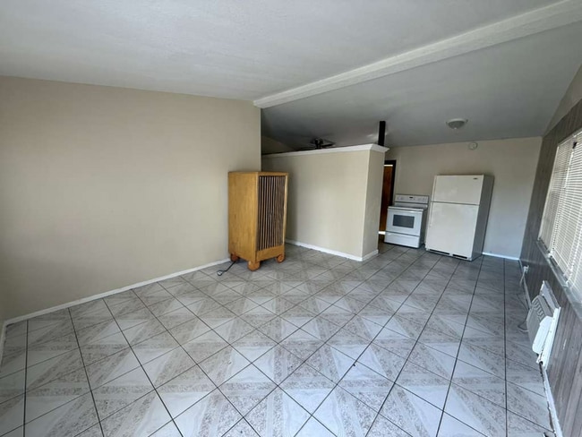 Photo - Large 4-3 house with central air