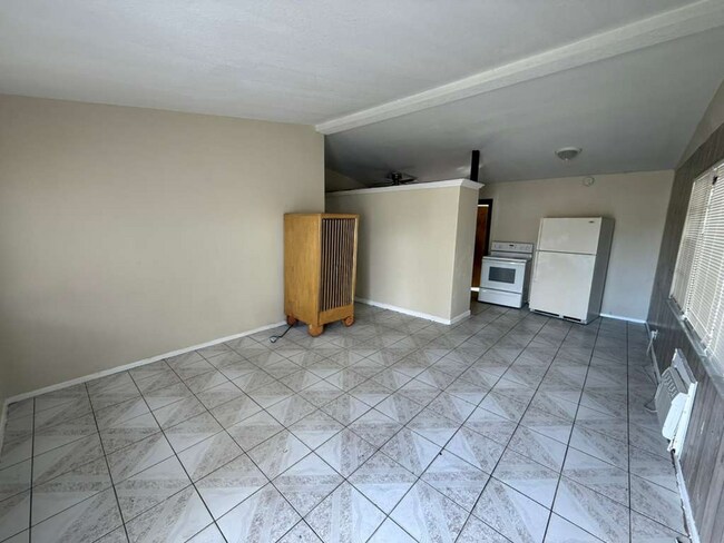 Foto del edificio - Large 4-3 house with central air