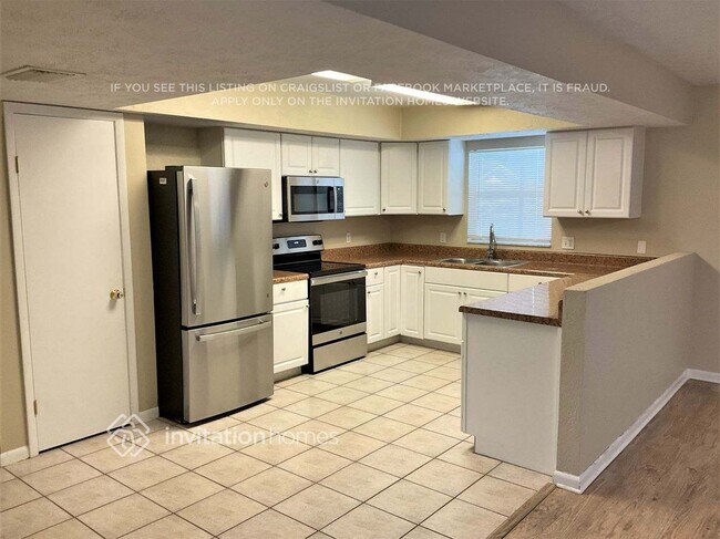 Foto del edificio - 3831 Parkside Dr