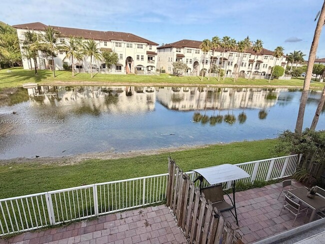 Building Photo - 8965 NW 98th Ave