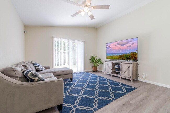Building Photo - 1306 Wild Daisy Ln