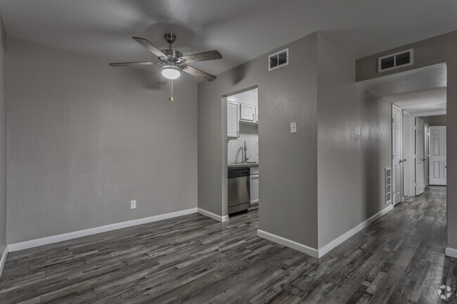 2BR, 1.5BA - 864 SF Upgraded - Dining Area - Casa Luna Apartments