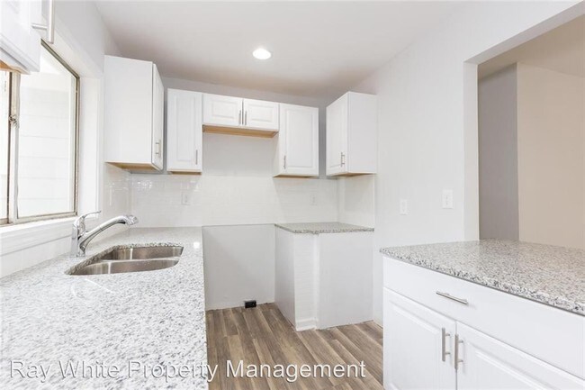 Building Photo - 3 br, 2 bath House - 2437 Old Hapeville Rd SW