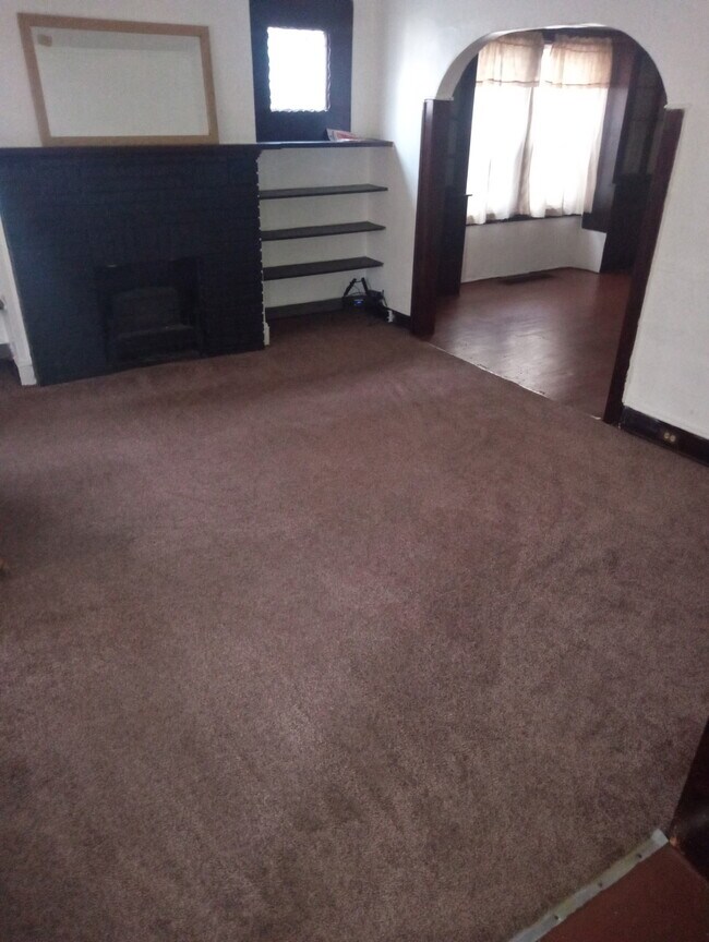Foto del edificio - 582 E 110th St