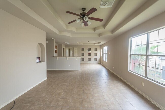 Foto del edificio - 17314 Blackstone Trails Dr