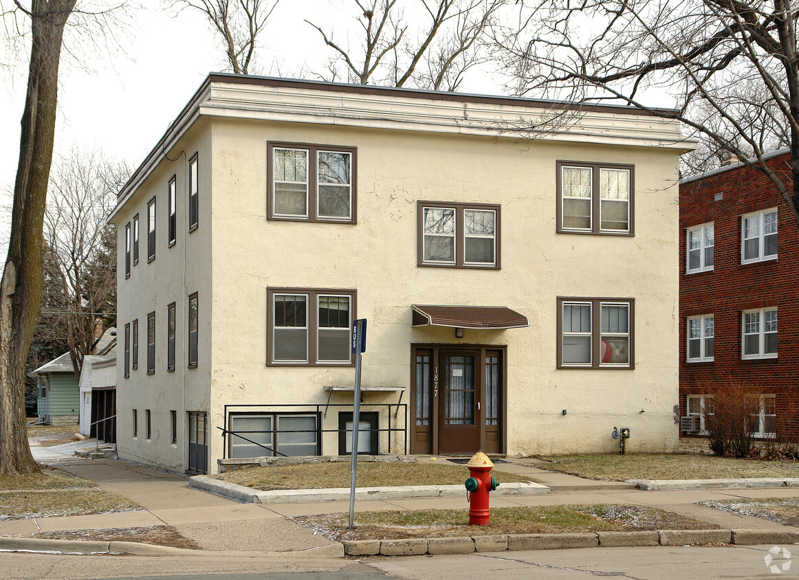 Primary Photo - Randolph Apartments