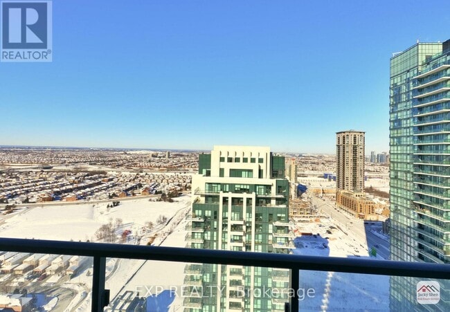 Photo du bâtiment - 4055 Parkside Village Dr