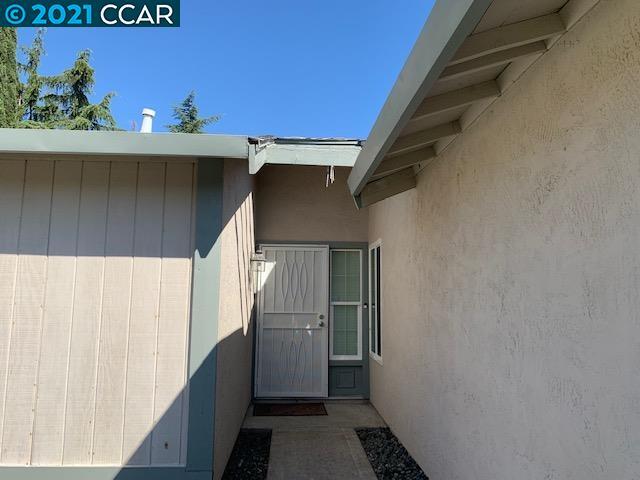 Building Photo - 2216 Colfax Way