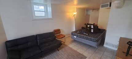 Building Photo - 129 College Ave