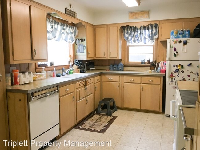 Building Photo - 3 br, 1 bath House - 550 Kepler Street