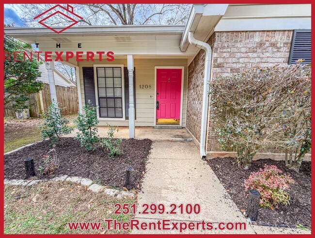 Foto del edificio - 1208 McNeil Ave