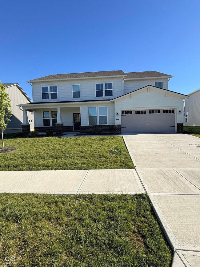 Building Photo - 1046 Elmwood Ln