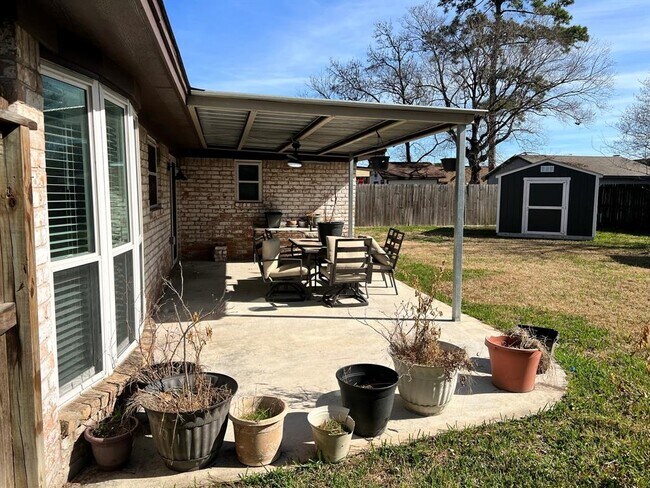 Building Photo - 14502 Roundstone Ln